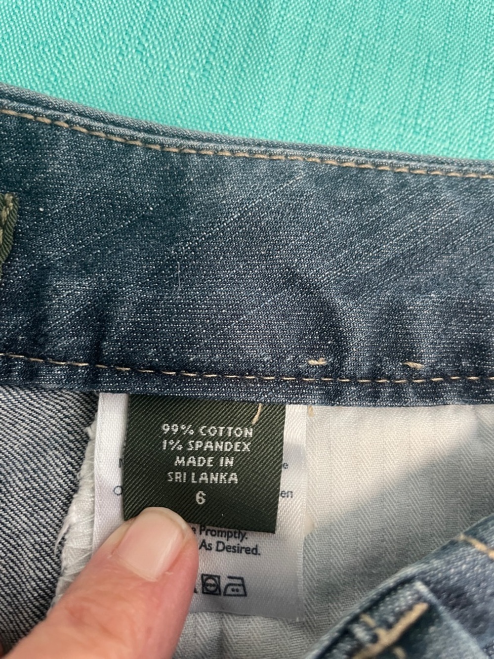 Eddie Bauer Dark Blue Denim Shorts with Olive Label - Picture 3 of 6